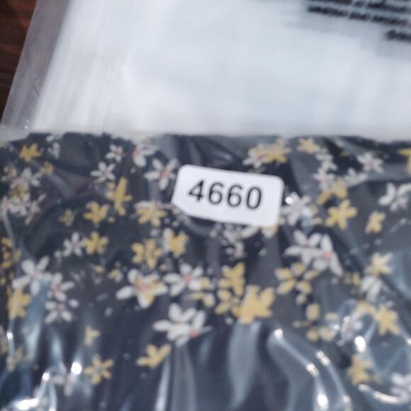 Intimately Free People Bodysuit Womens Large Black Floral Puff Sleeve Ruched - Picture 12 of 12